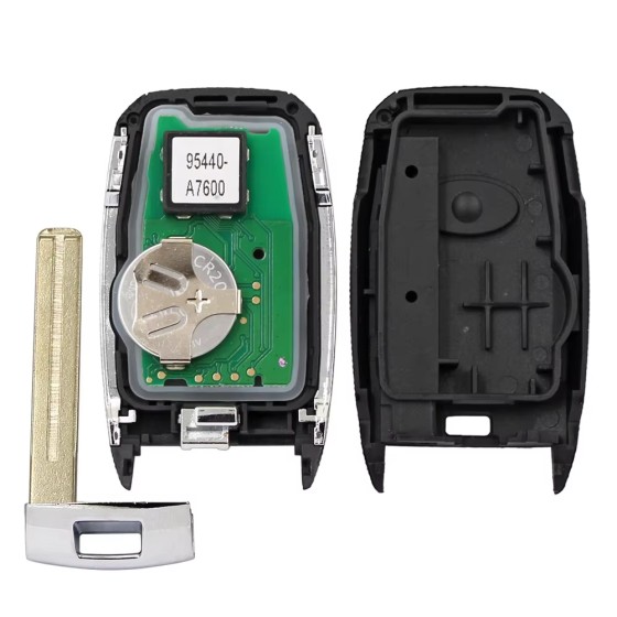 2014-2016 Kia Soul / 4-Button Smart Key / PN: 95440-B2AA0 / CQ0FN00100 (AFTERMARKET)